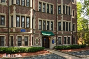 4627 N Paulina St, Unit J04W in Chicago, IL - Building Photo