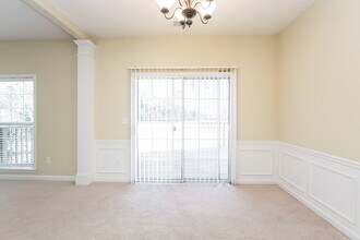 1033 Dunedin Trail in Woodstock, GA - Building Photo - Building Photo