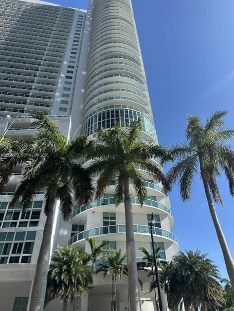 property at 1800 N Bayshore Dr