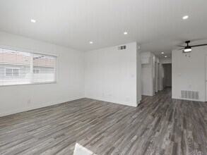 20757 Plum Canyon Rd in Santa Clarita, CA - Building Photo - Building Photo