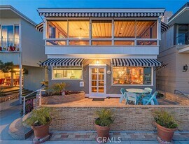 1402 S Bay Front in Newport Beach, CA - Building Photo