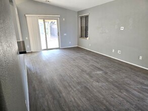 8832 N Mesquite Bluffs Pl in Tucson, AZ - Building Photo - Building Photo