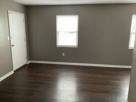 4605 Atterberry Ct, Unit Colyar properties in Louisville, KY - Building Photo