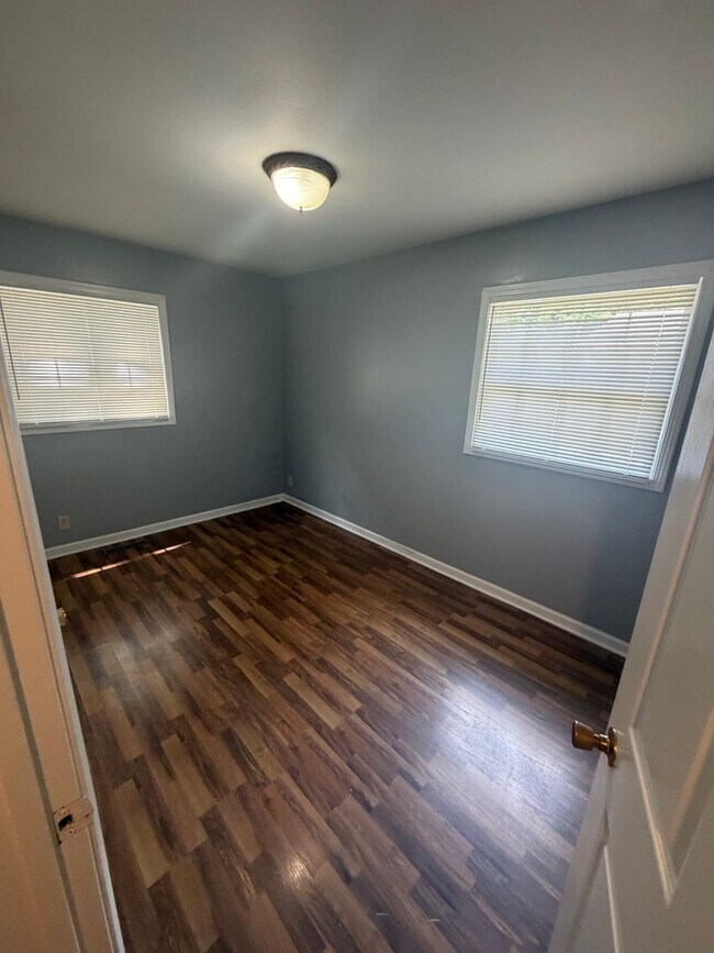 property at 2612 Jones St