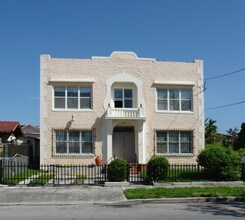 Webster Apartments in Miami, FL - Building Photo - Building Photo