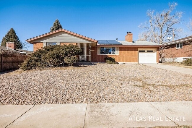 property at 2106 Glenn Summer Rd