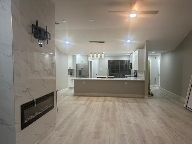 property at 2415 Amber Hill Ln