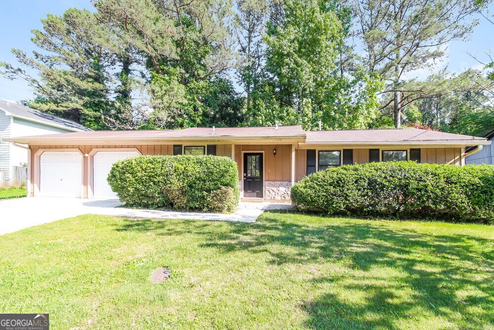 5531 Mallard Trail in Lithonia, GA - Building Photo