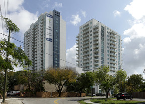 1861 NW South River Dr Apartamentos