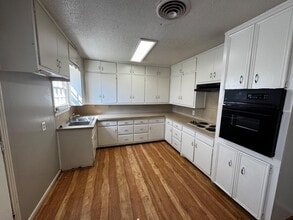 3719 25th St in Lubbock, TX - Building Photo - Building Photo
