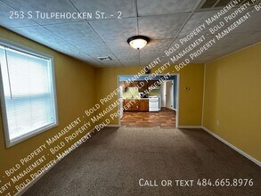 253 S Tulpehocken St in Pine Grove, PA - Building Photo - Building Photo