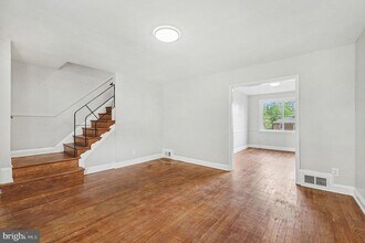 828 St Dunstans Rd in Baltimore, MD - Building Photo - Building Photo