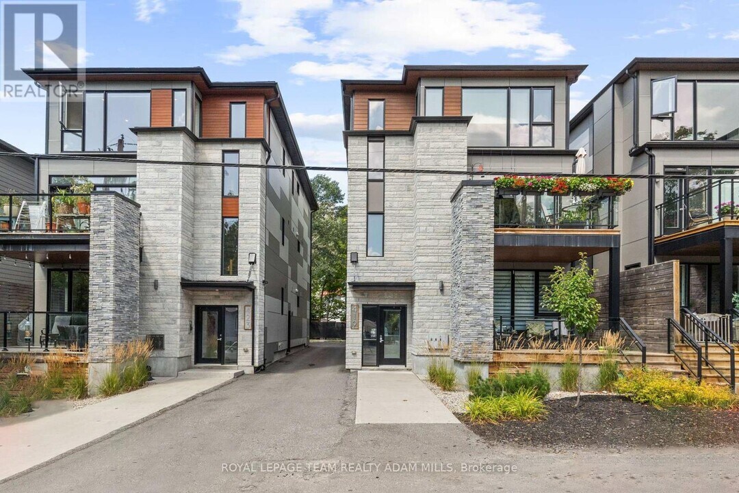 419 Ravenhill Ave in Ottawa, ON - Building Photo
