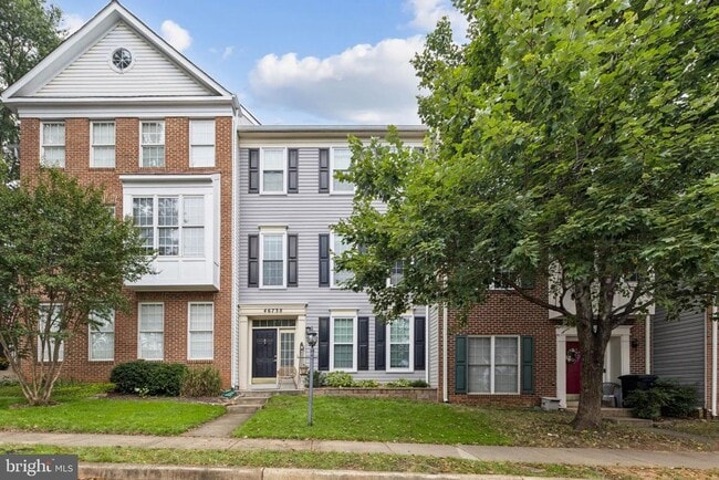property at 46738 Oakmere Terrace