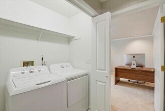 2330 I St in Sacramento, CA - Building Photo - Building Photo