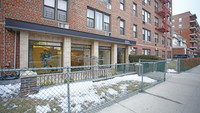 Bay Plaza in Brooklyn, NY - Building Photo - Building Photo