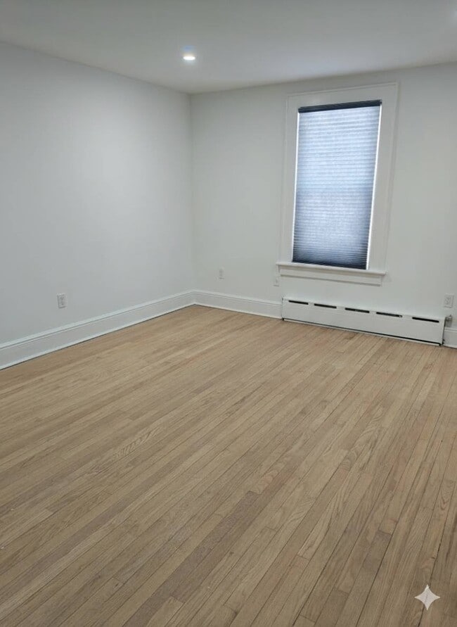 property at 2814 Weeks Ave