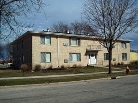 1644 N Benjamin Apartments