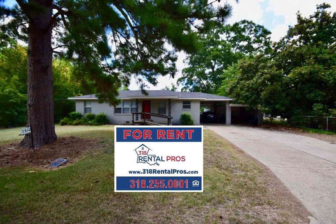 1310 Fairfield Dr in Ruston, LA - Building Photo
