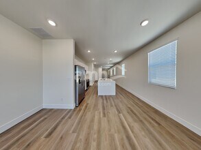 530 Sacred Lotus Pl in Henderson, NV - Building Photo - Building Photo