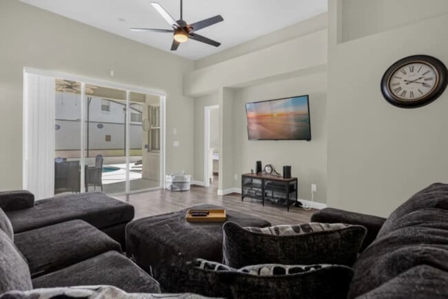 property at 439 Orista Dr