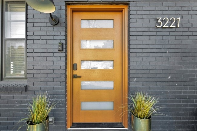 3221 Cloverwood Dr in Nashville, TN - Building Photo - Building Photo