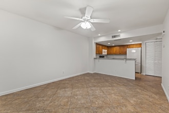 4730 W Northern Ave in Glendale, AZ - Building Photo - Building Photo