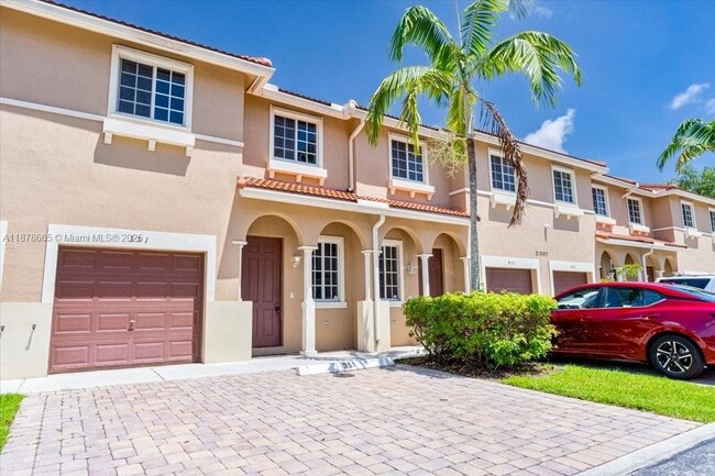 21007 NW 14th Pl in Miami Gardens, FL - Building Photo - Building Photo
