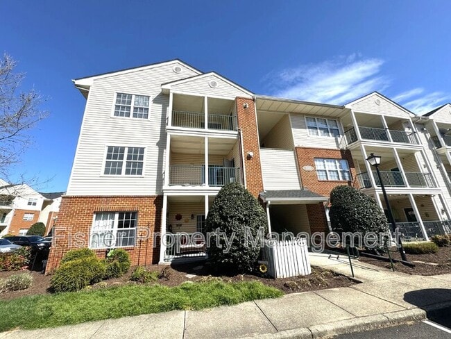 property at 830 Brassie Ln