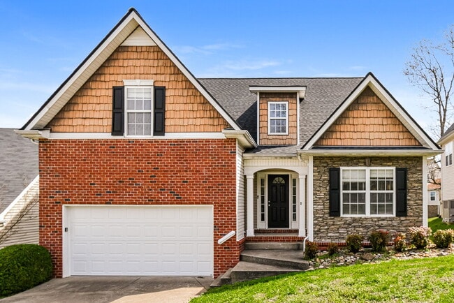 property at 4008 Pineorchard Pl