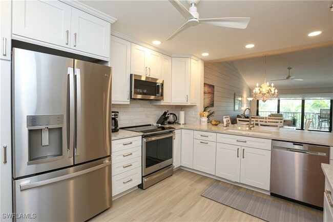 property at 5733 Deauville Cir