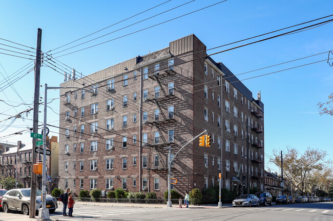 760 67th St in Brooklyn, NY - Building Photo - Building Photo