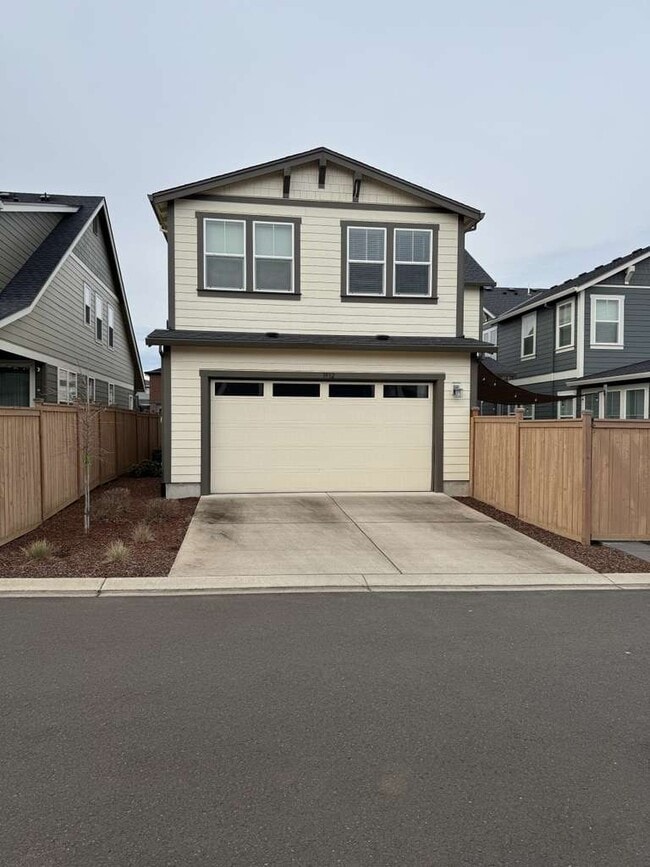 3932 SE 69th Ave in Hillsboro, OR - Building Photo - Building Photo