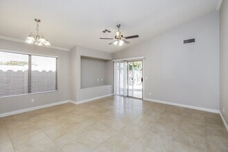 1233 S Colonial Dr in Gilbert, AZ - Building Photo - Building Photo