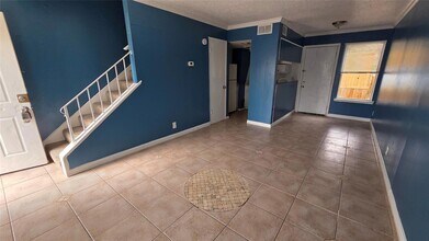 5200 Lancaster Ct in Austin, TX - Foto de edificio - Building Photo