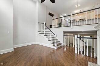 860 W Buckingham Pl in Chicago, IL - Foto de edificio - Building Photo