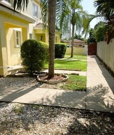 19504 SW 103rd Ct in Cutler Bay, FL - Building Photo - Building Photo