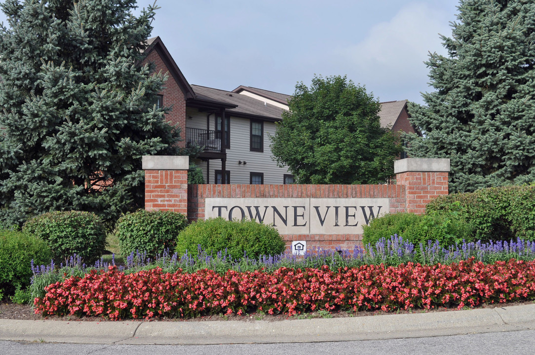 Towne View Apartments in Mooresville, IN - Building Photo