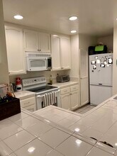 2607 Pirineos Way, Unit 101 in Carlsbad, CA - Building Photo - Building Photo