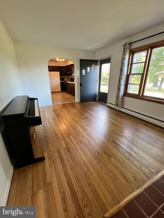 1551 Deer Park Rd in Finksburg, MD - Building Photo - Building Photo