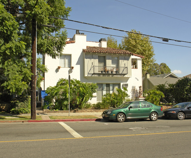 1356 N Gardner St in Los Angeles, CA - Building Photo - Building Photo