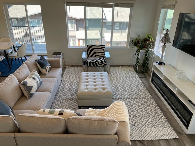 property at 2479 Wildwood Ln