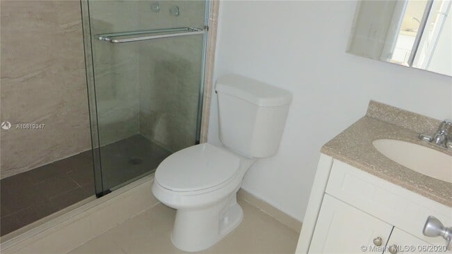 1409 Euclid Ave-Unit -9 in Miami Beach, FL - Foto de edificio - Building Photo