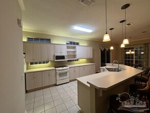 1204 Autumn Breeze Cir in Gulf Breeze, FL - Building Photo - Building Photo