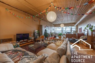 2416 W North Ave, Unit 4W in Chicago, IL - Building Photo - Building Photo