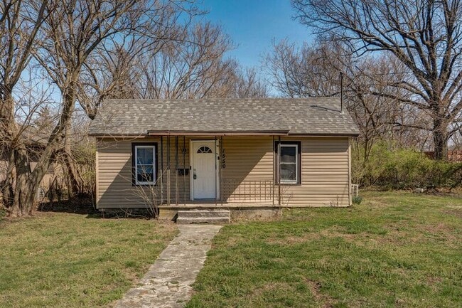 property at 1550 N Colgate Ave