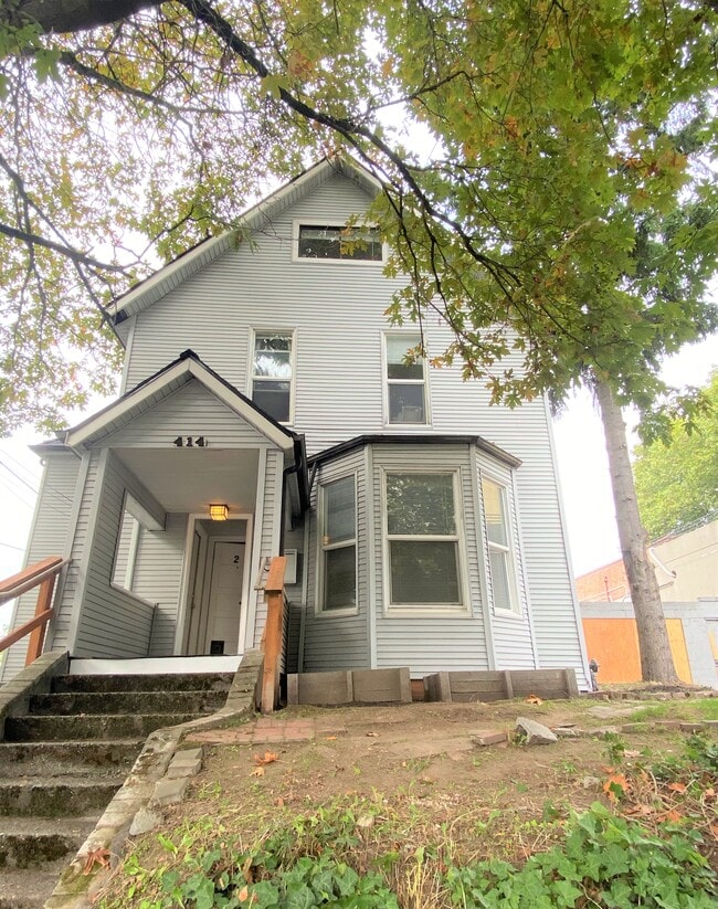 414 E Mercer St, Unit 0