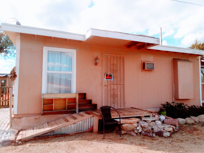 property at 16020 N Ave Del Canada