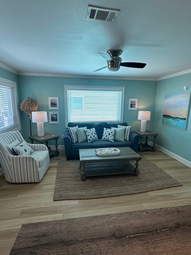 17214 Front Beach Rd, Unit B21 in Panama City Beach, FL - Building Photo - Building Photo