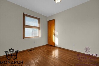 995 Wiltshire Rd in Columbus, OH - Foto de edificio - Building Photo